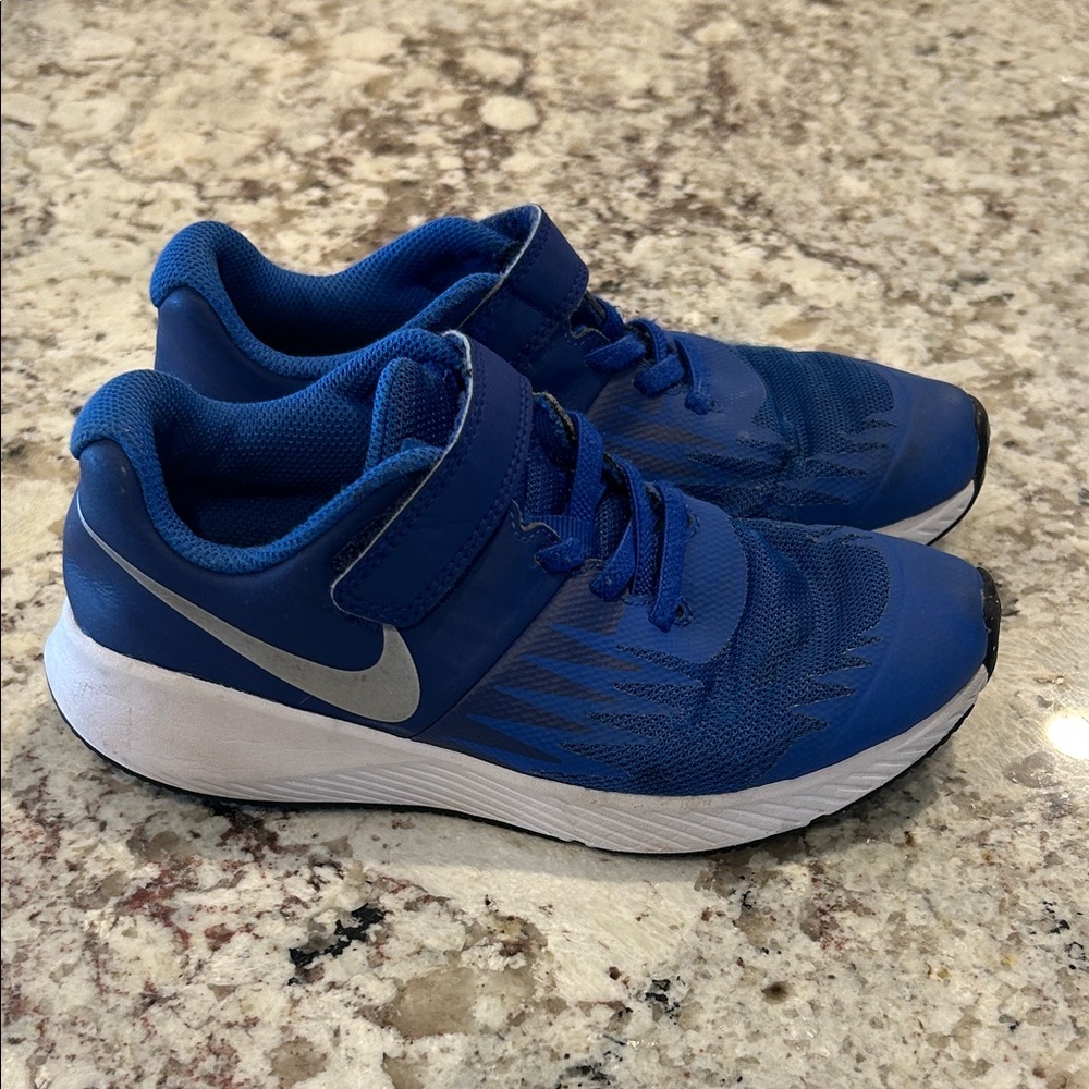 Boys Nike Star Runner